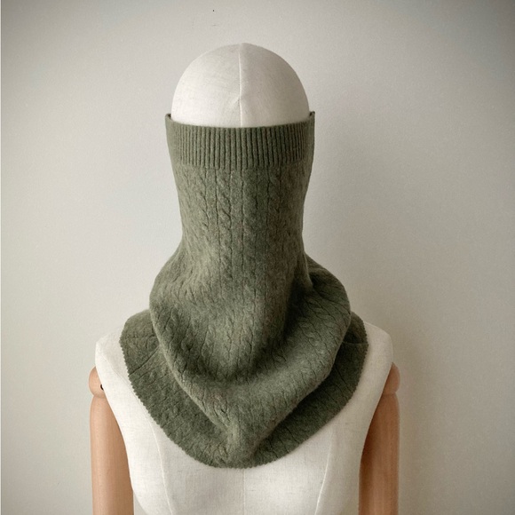 Joodito Accessories - joodito 100% cashmere sweater snood turtleneck cowl collar cableknit warm green